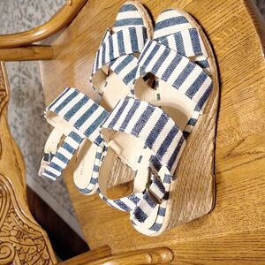 Maurices wedges women's size 8